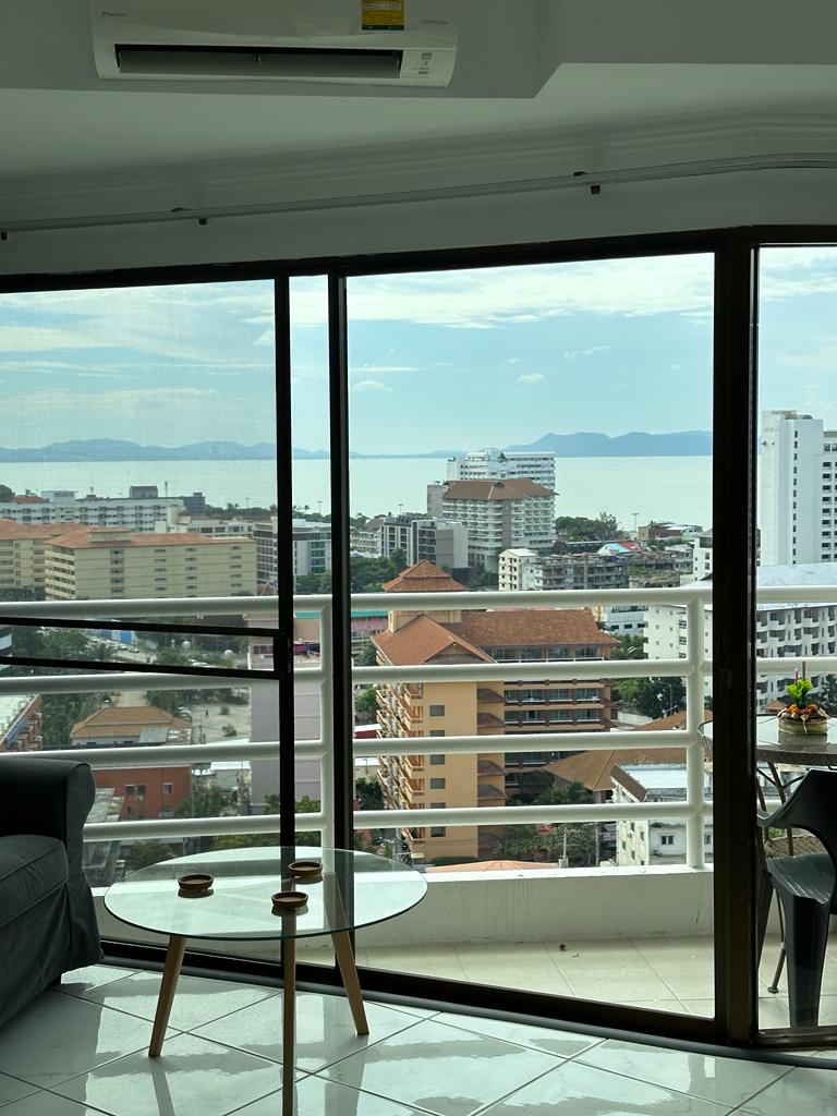 Studio à vendre Jomtien Beach Pattaya — View Talay 2A balcon vue mer — Canio Immo
